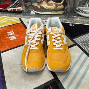 New Balance brand new